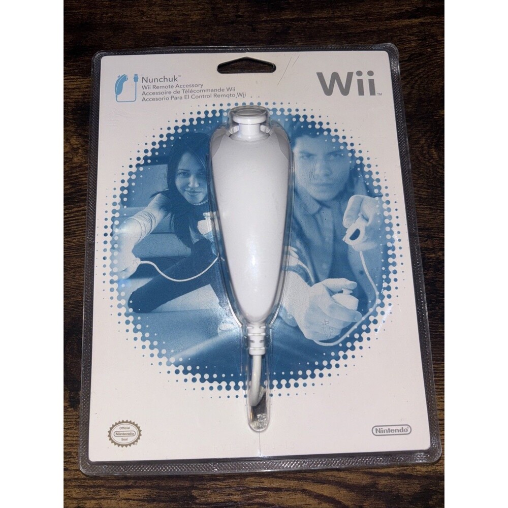 Nunchuck OEM Nintendo Wii Original **BRAND NEW**